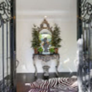 Meet your Posher, Thierry